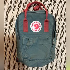 Fjallraven Kanken Mini Backpack